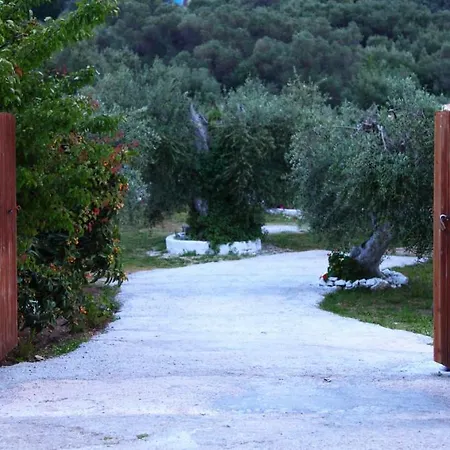 Anthia's Country House * Áyios Nikítas
